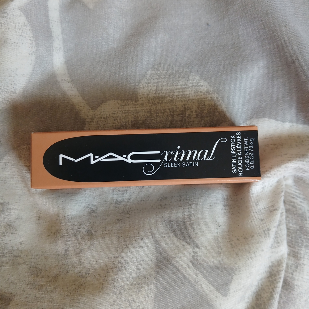 MAC Cosmetics MACXimal Sleek Satin Lipstick - Call It Cozy -NWT